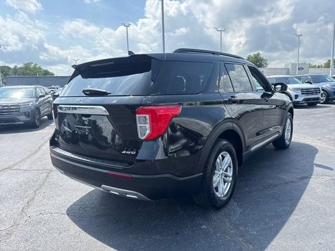 Used 2022 Ford Explorer XLT w/ Equipment Group 202A AWD/4WD image 7