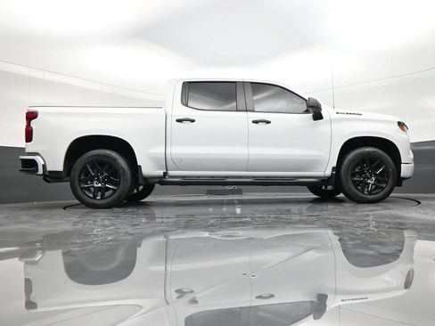 Used 2024 Chevrolet Silverado 1500 Custom RWD image 24