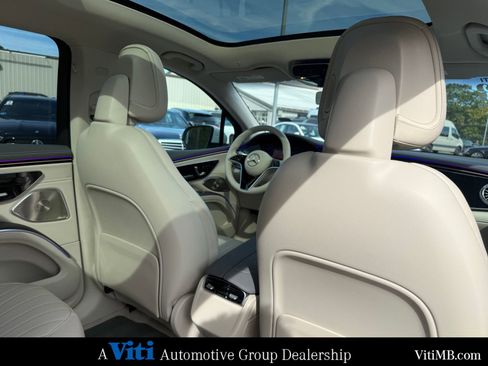 Certified 2023 Mercedes-Benz EQS 580 4MATIC SUV image 27