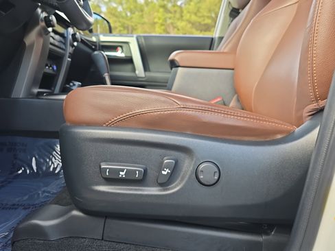 Certified 2022 Toyota 4Runner Limited image 28