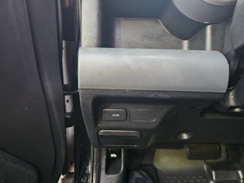 Used 2003 Honda Element EX image 19
