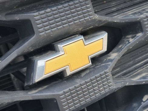 Used 2022 Chevrolet Silverado 1500 W/T RWD image 11