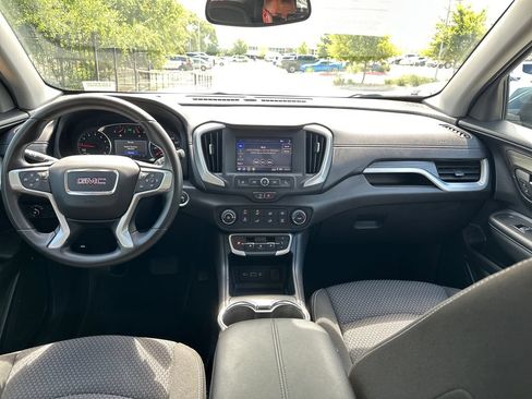 Used 2024 GMC Terrain SLE FWD image 27
