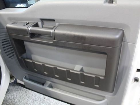 Used 2016 Ford F350 XL w/ Power Equipment Group image 19