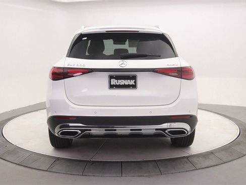 New 2026 Mercedes-Benz GLC 300 image 3