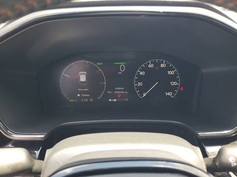 Used 2024 Honda CR-V Sport Touring image 23