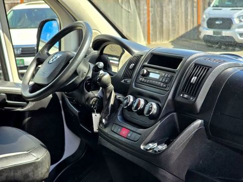 Used 2017 RAM ProMaster 1500 image 16