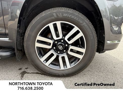 Used 2023 Toyota 4Runner Limited AWD/4WD image 10
