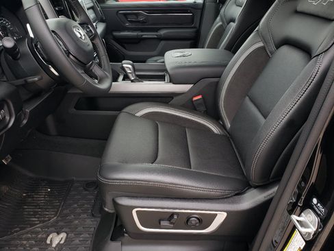 Used 2022 RAM 1500 Laramie w/ G/T Package AWD/4WD image 6
