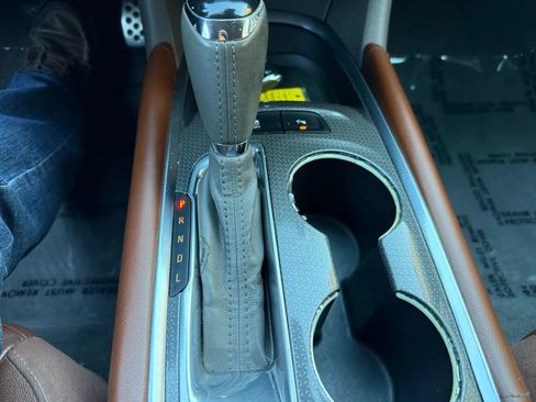 Used 2016 Chevrolet Malibu LT w/ Leather Package image 23