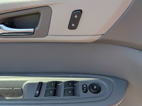 Used 2015 Chevrolet Traverse LT FWD image 22