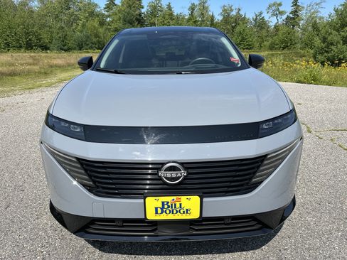 Certified 2025 Nissan Murano Platinum w/ Cargo Package AWD/4WD image 3