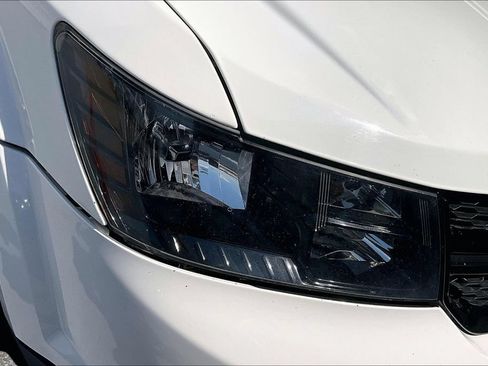 Used 2017 Dodge Journey Crossroad w/ Popular Equipment Group FWD image 34