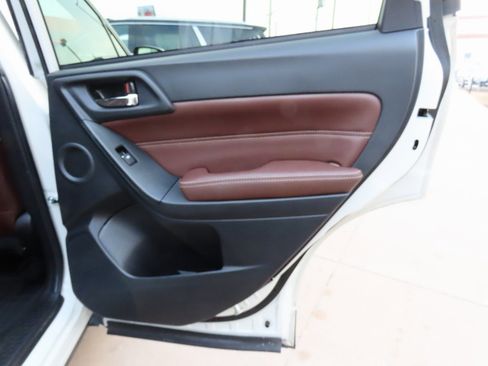 Used 2017 Subaru Forester 2.0XT Touring image 12