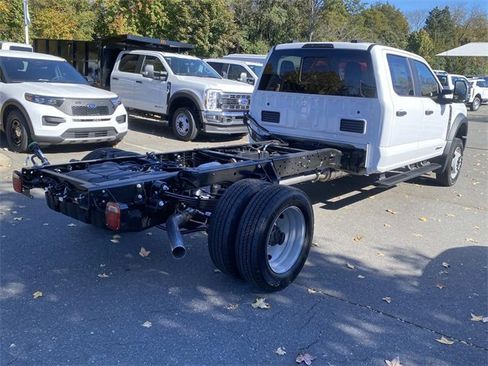 New 2026 Ford F550 4x4 Crew Cab image 30