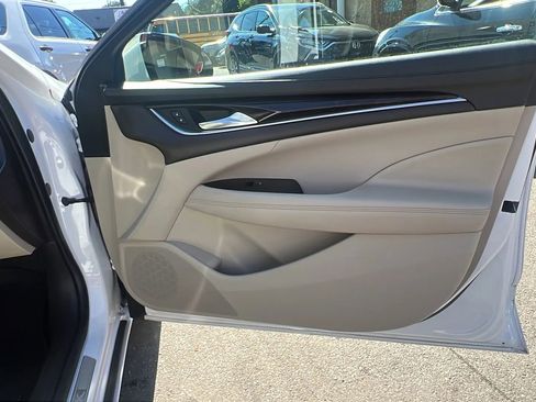 Used 2017 Buick LaCrosse Preferred image 30