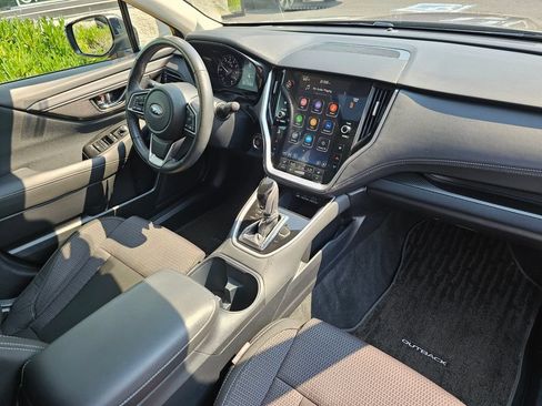 Used 2024 Subaru Outback Premium AWD/4WD image 10