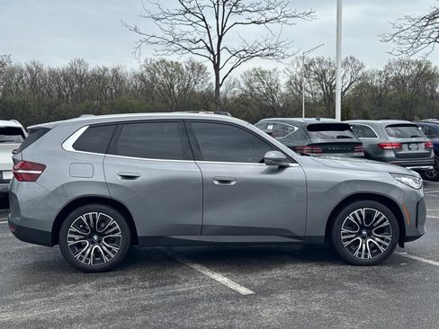 Used 2025 BMW X3 xDrive30i w/ Premium Package image 4