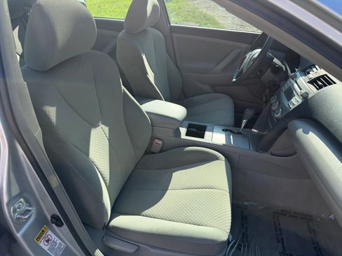 Used 2007 Toyota Camry LE FWD image 21