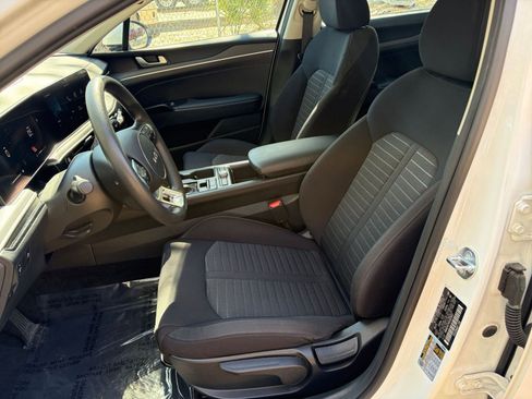 Used 2025 Kia K5 LXS image 23