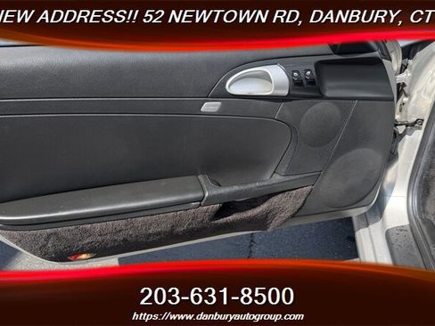Used 2005 Porsche Boxster RWD image 11
