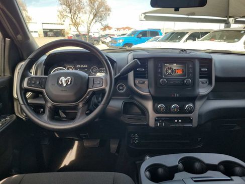 Used 2024 RAM 2500 Tradesman w/ Chrome Appearance Group image 10