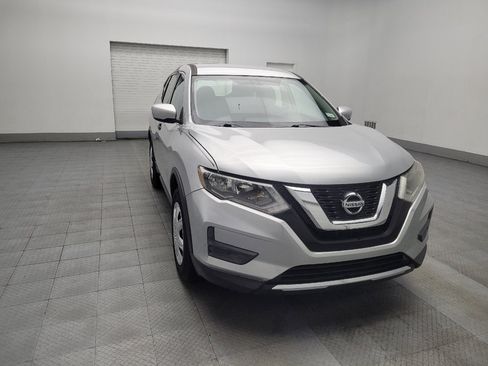 Used 2017 Nissan Rogue S image 13
