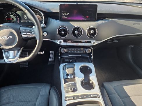 Used 2023 Kia Stinger GT2 image 15