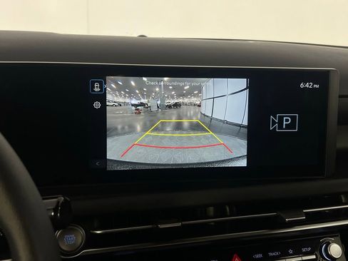 Used 2025 Hyundai Santa Cruz SEL image 14