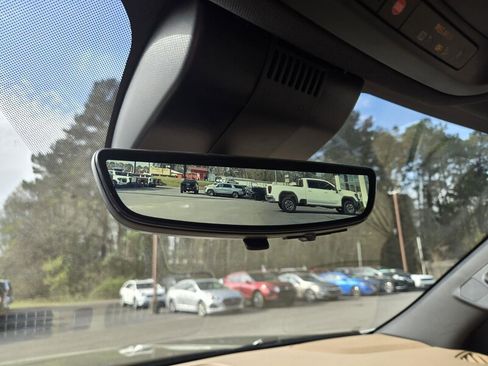 Used 2024 Chevrolet Tahoe Premier image 19