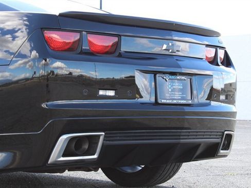 Used 2013 Chevrolet Camaro SS w/ RS Package RWD image 11