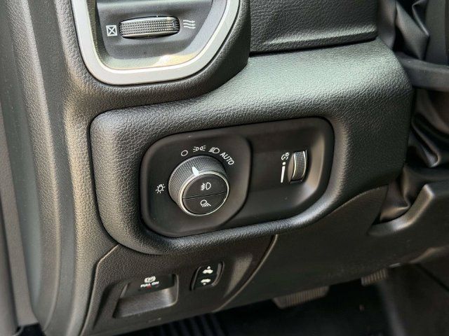 Used 2022 RAM 1500 Big Horn AWD/4WD image 26
