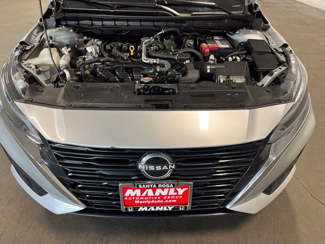 Used 2024 Nissan Altima 2.5 SV FWD image 9