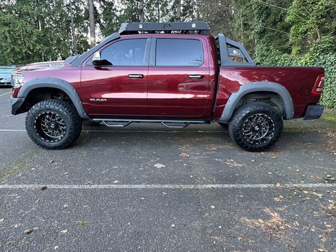 Used 2019 RAM 1500 Laramie image 8