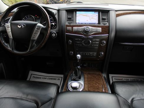 Used 2017 INFINITI QX80 4WD w/ Driver Assistance Package image 20