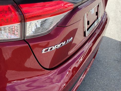 Used 2022 Toyota Corolla LE image 27