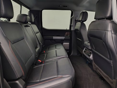 Used 2024 Ford F350 Lariat w/ Lariat Ultimate Package image 18