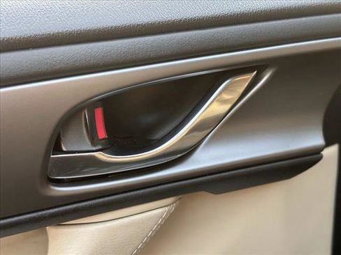 Used 2019 MAZDA CX-9 Touring w/ Touring Premium Package image 16