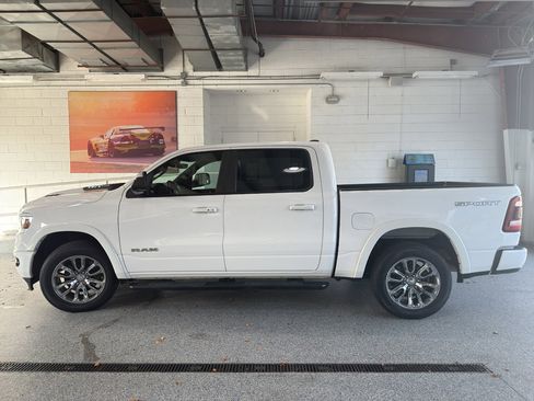 Used 2022 RAM 1500 Laramie image 6