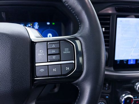 Used 2025 Ford F150 Platinum w/ FX4 Off-Road Package image 37