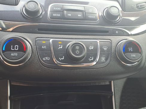 Used 2016 Chevrolet Impala LTZ w/ Enhanced Convenience Package image 23