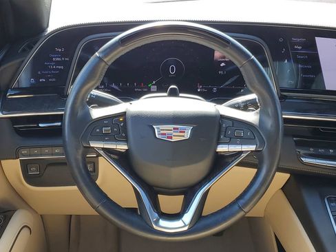 Used 2023 Cadillac Escalade ESV Premium Luxury w/ LPO, Radiant Package AWD/4WD image 25
