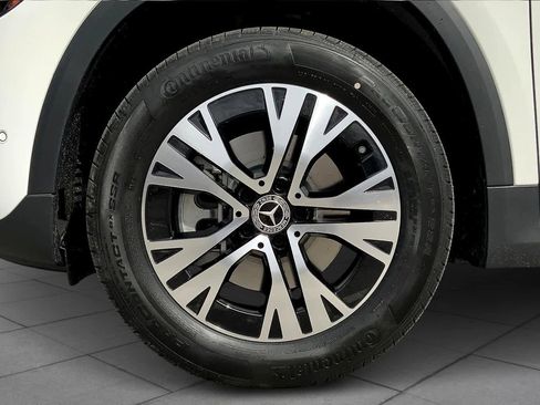 New 2025 Mercedes-Benz GLA 250 GLA 250 image 14