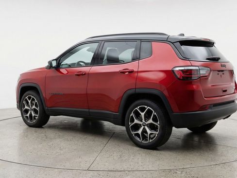 Used 2025 Jeep Compass Limited AWD/4WD image 6