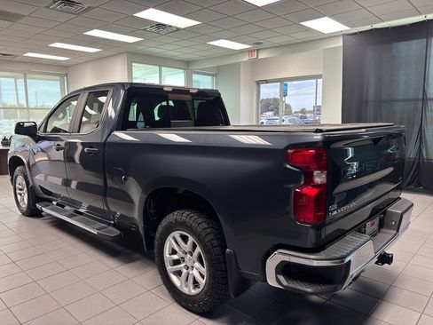 Used 2019 Chevrolet Silverado 1500 LT w/ All-Star Edition AWD/4WD image 5