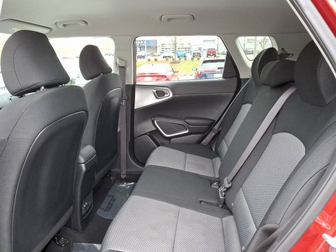 Certified 2023 Kia Soul S image 10