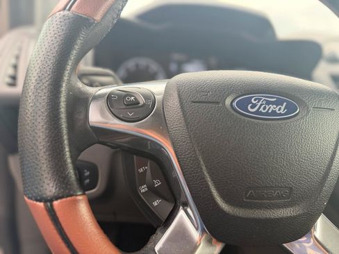 Used 2020 Ford Transit Connect XLT FWD image 20