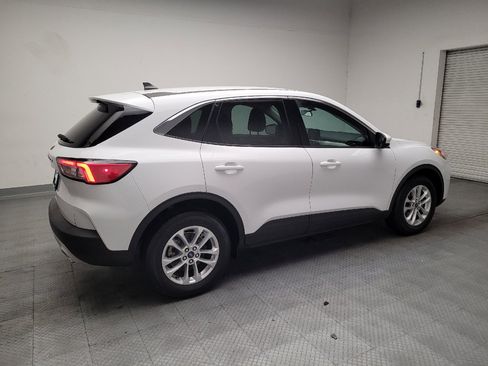 Used 2021 Ford Escape SE FWD image 10