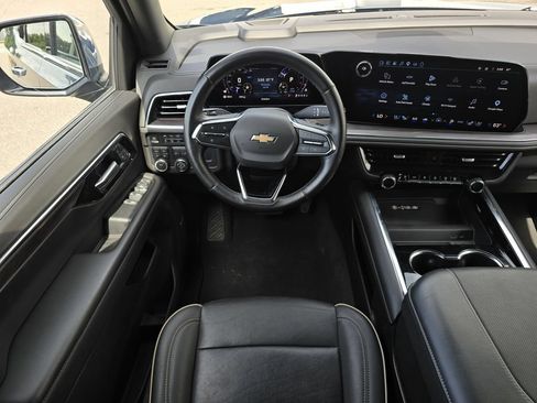 Certified 2025 Chevrolet Tahoe Premier AWD/4WD image 22