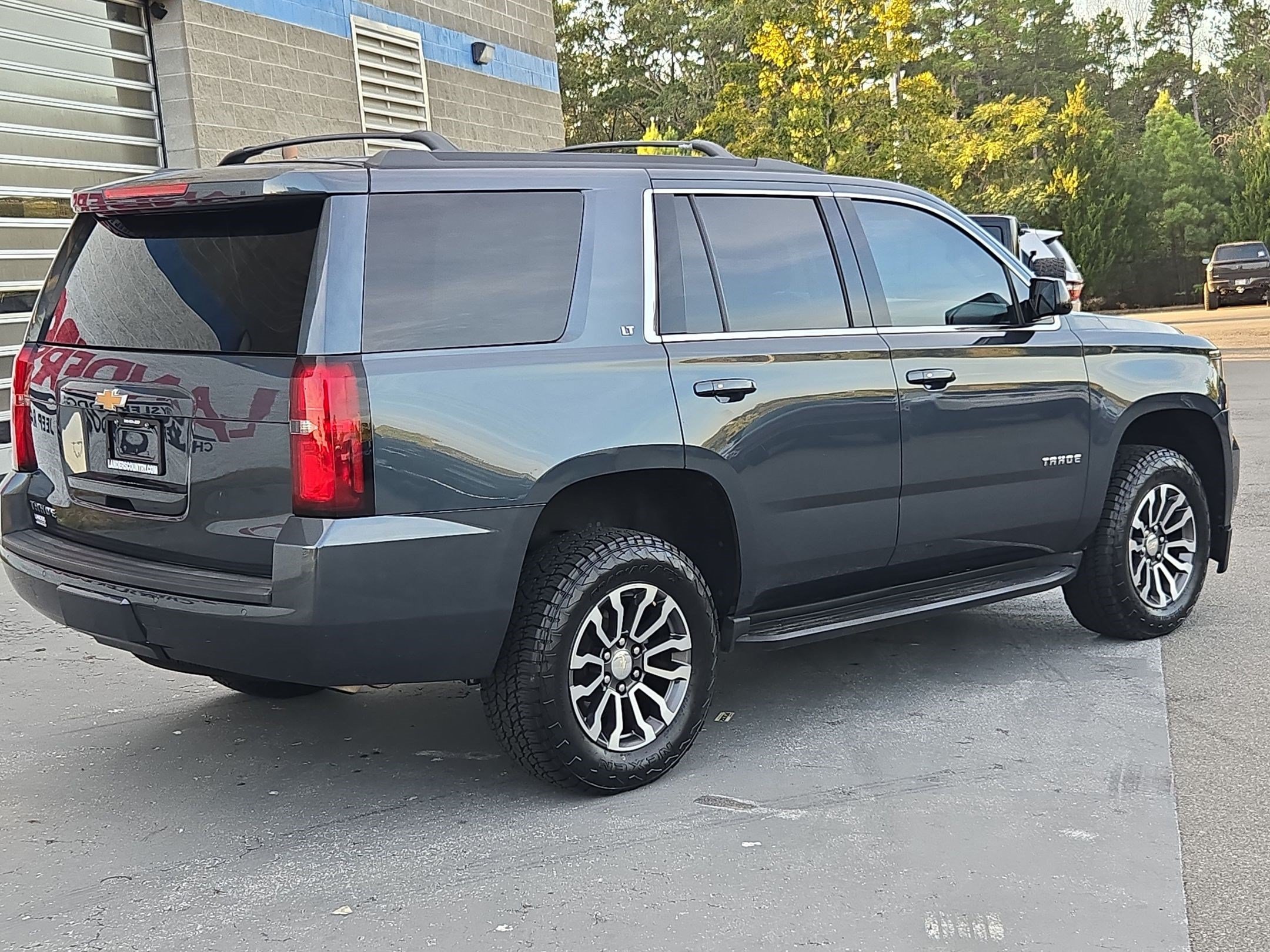 Used 2020 Chevrolet Tahoe LT AWD/4WD image 7